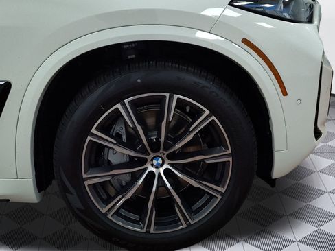 New 2026 BMW X5 xDrive50e w/ M Sport Package image 11