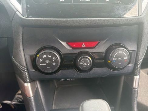 Used 2019 Subaru Forester Premium w/ All-Weather Package AWD/4WD image 21