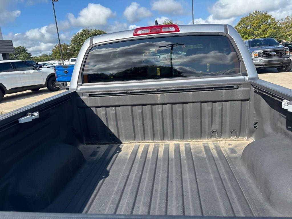 Used 2020 Toyota Tundra SR5 w/ SR5 Leather Package AWD/4WD image 11