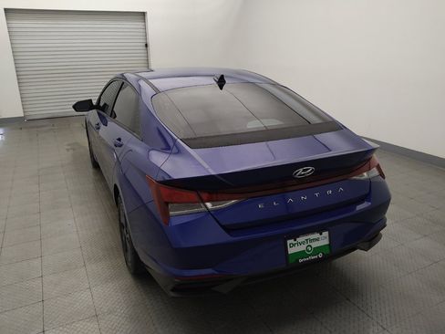 Used 2021 Hyundai Elantra SEL w/ Convenience Package FWD image 6