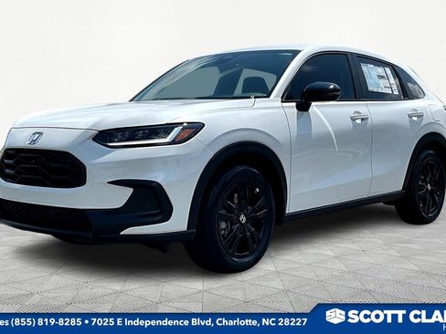 New 2026 Honda HR-V Sport image 2