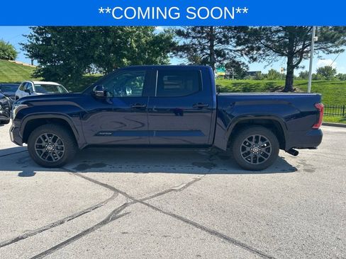 Used 2023 Toyota Tundra Platinum w/ Advanced Package AWD/4WD image 8