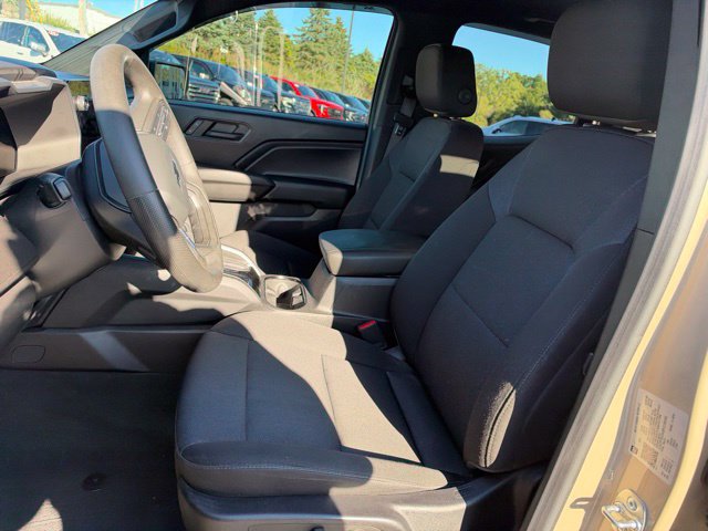 Used 2024 Chevrolet Colorado Trail Boss w/ Technology Package AWD/4WD image 19