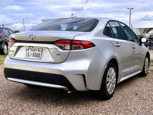 Used 2021 Toyota Corolla LE FWD image 6