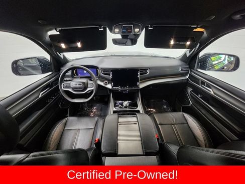 Certified 2025 Jeep Wagoneer Series II AWD/4WD image 26