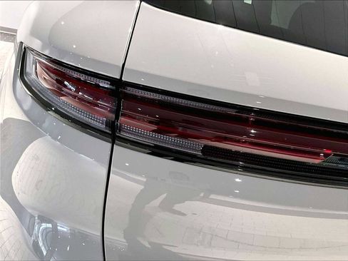 Used 2026 Porsche Cayenne S image 33