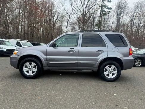 Used 2007 Ford Escape 4WD Hybrid image 5