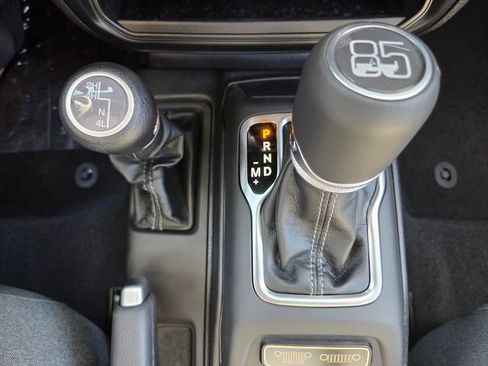 Used 2026 Jeep Gladiator Sport AWD/4WD image 26