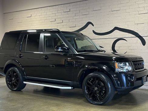 Used 2016 Land Rover LR4 HSE LUX AWD/4WD image 2