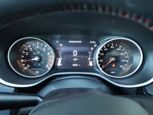 Used 2019 Jeep Compass Limited FWD image 30