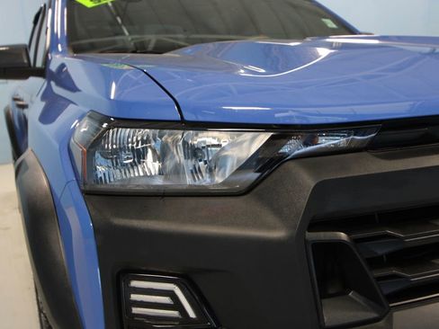 Used 2025 Chevrolet Colorado Trail Boss AWD/4WD image 33