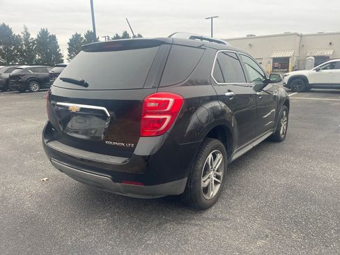 Used 2016 Chevrolet Equinox LTZ w/ Enhanced Convenience Package image 4