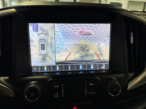 Used 2020 GMC Terrain Denali w/ GMC Pro Grade Package AWD/4WD image 18