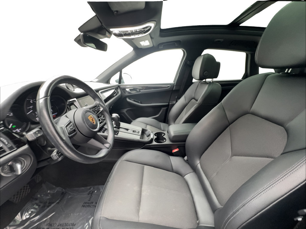 Used 2022 Porsche Macan AWD/4WD image 22