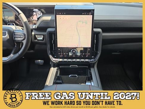 New 2026 GMC Yukon AT4 Ultimate AWD/4WD image 13