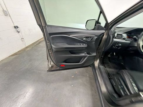Certified 2020 Honda Ridgeline RTL image 22