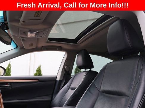 Used 2013 Lexus ES 300h w/ Luxury Pkg FWD image 47