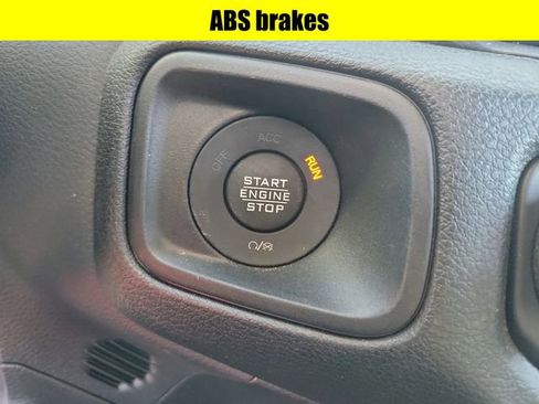 Used 2025 Jeep Wrangler Sport AWD/4WD image 18