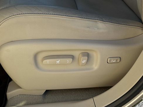 Used 2015 Lexus RX 450h AWD image 21