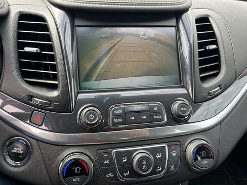 Used 2020 Chevrolet Impala LT image 8