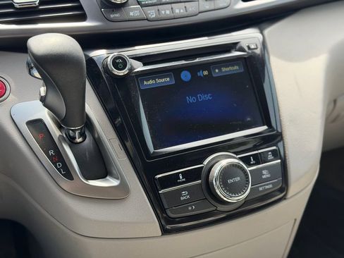 Used 2014 Honda Odyssey EX-L image 19