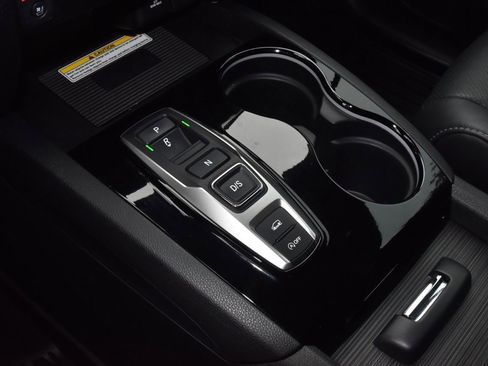 Used 2022 Honda Pilot Elite image 33