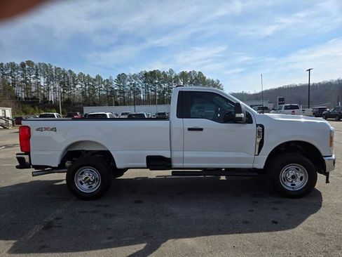 Used 2024 Ford F250 XL w/ XL Chrome Package image 8