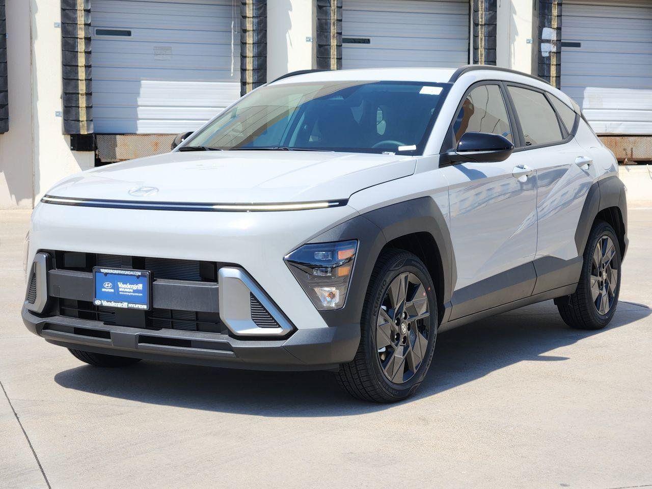 New 2027 Hyundai Kona SEL Sport FWD image 2