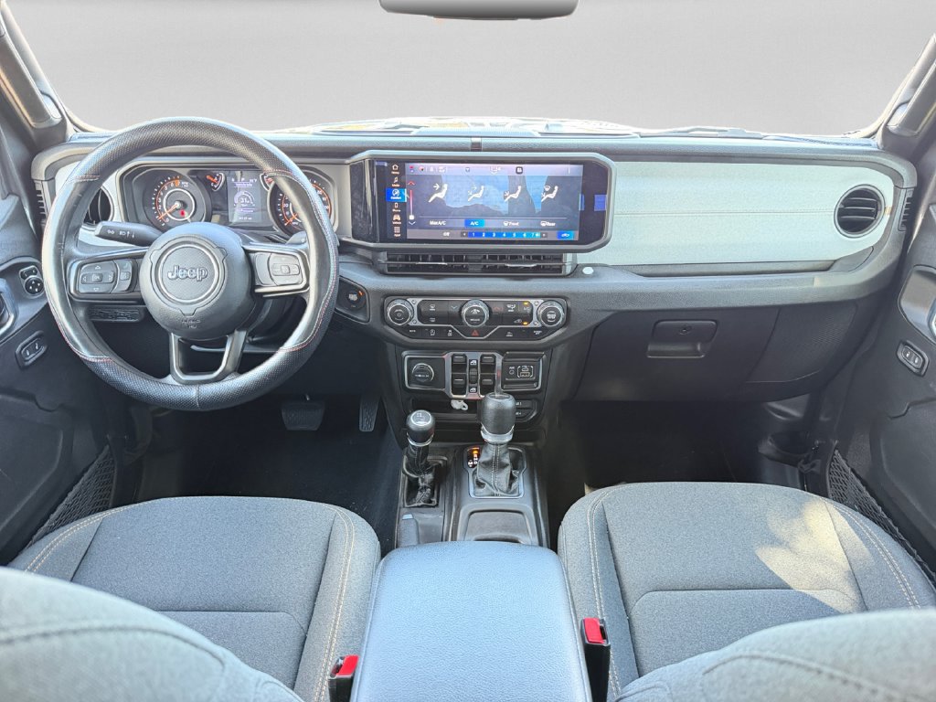 Used 2024 Jeep Gladiator Sport AWD/4WD image 15
