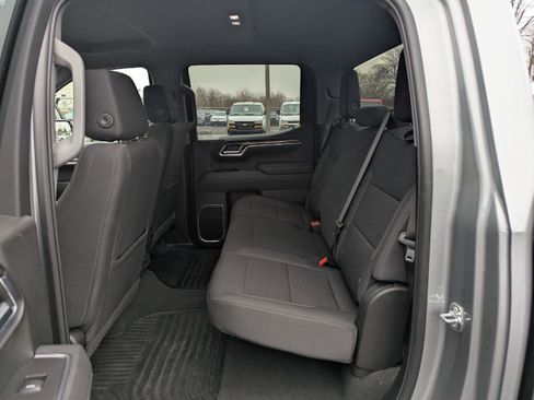 Used 2025 Chevrolet Silverado 1500 LT image 27