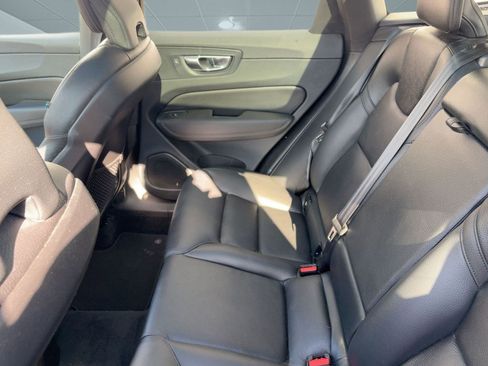 Certified 2023 Volvo XC60 B5 Plus w/ Protection Package Premier image 24