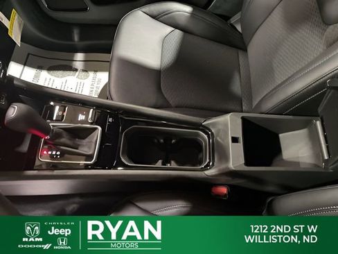 New 2026 Jeep Compass Latitude image 28