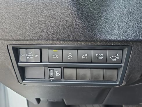 Used 2026 Toyota Tundra SR5 AWD/4WD image 26