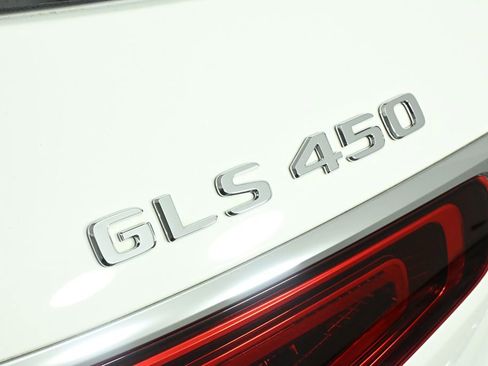 Certified 2022 Mercedes-Benz GLS 450 4MATIC image 28