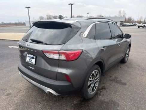 Used 2022 Ford Escape SEL w/ Technology Package FWD image 7