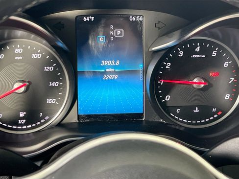 Used 2019 Mercedes-Benz C 300 4MATIC Sedan image 11