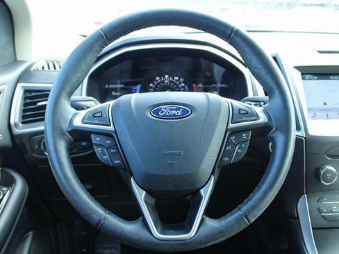Used 2016 Ford Edge SEL w/ Equipment Group 201A image 22