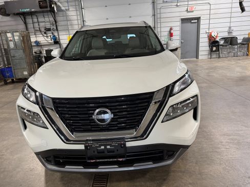 Used 2023 Nissan Rogue SL w/ SL Premium Package AWD/4WD image 39