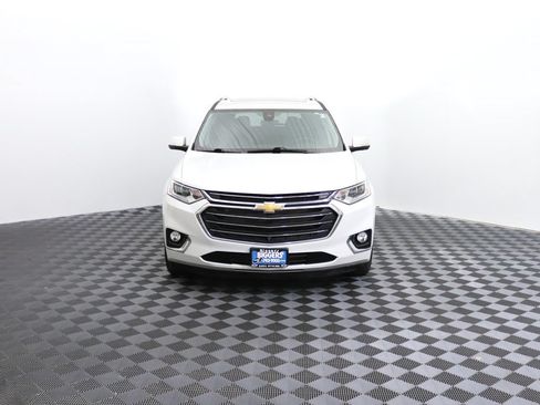 Used 2021 Chevrolet Traverse Premier AWD/4WD image 2