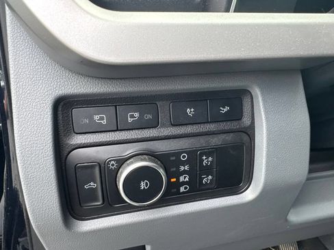 Used 2024 Ford F250 XLT w/ XLT Premium Package AWD/4WD image 14