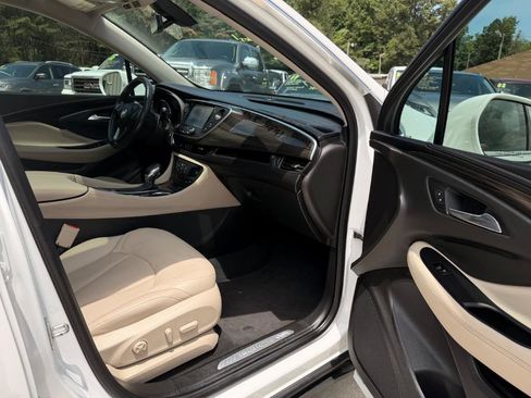Used 2019 Buick Envision Essence FWD image 21