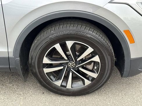 Used 2024 Volkswagen Tiguan S image 7