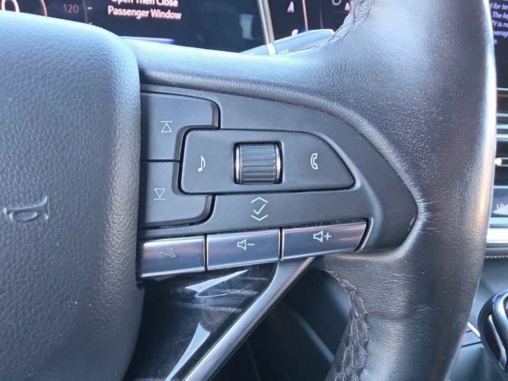 Used 2022 Cadillac Escalade Sport AWD/4WD image 15