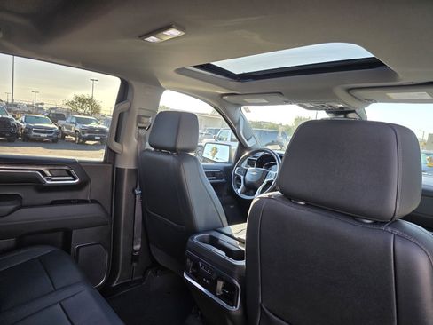 Used 2022 Chevrolet Silverado 1500 LTZ w/ LTZ Premium Package image 21