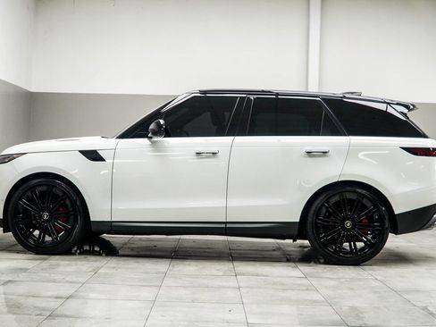 Used 2023 Land Rover Range Rover Sport SE AWD/4WD image 9
