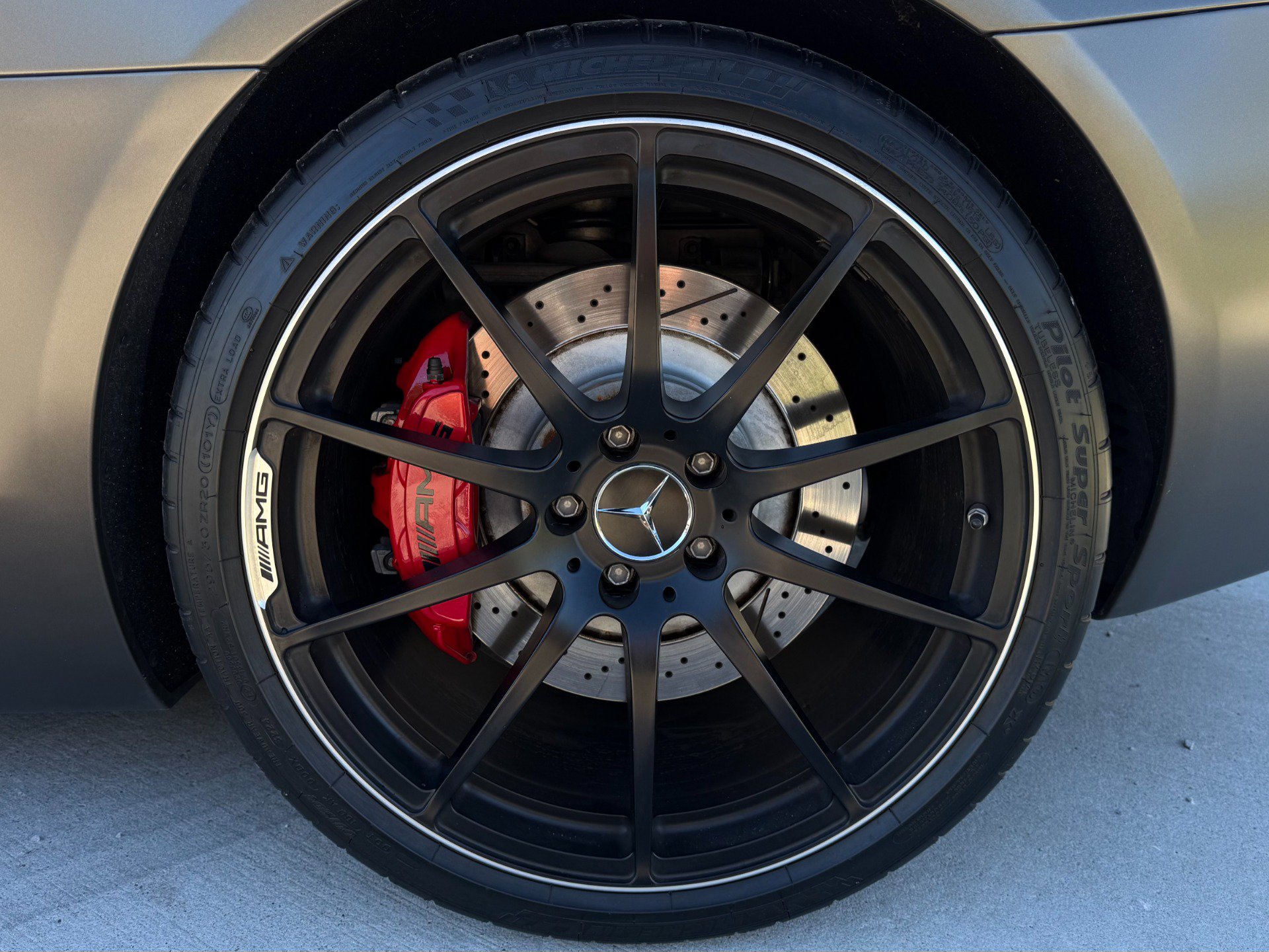 Used 2012 Mercedes-Benz SLS AMG Roadster image 64