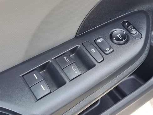 Certified 2018 Honda Civic LX image 16