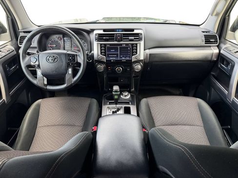 Used 2022 Toyota 4Runner Trail Special Edition AWD/4WD image 12