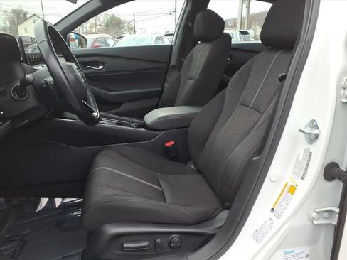 Used 2024 Honda Accord Sport image 14