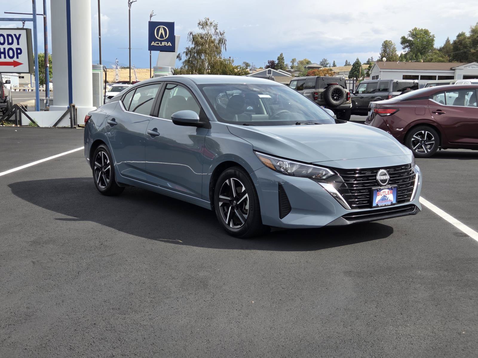 Used 2024 Nissan Sentra SV FWD image 3